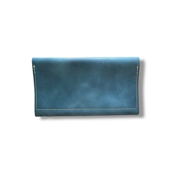 Portland Leather Goods Rancher Tri-Fold Wallet Light Cornflower Blue Snap Close - Picture 2 of 5